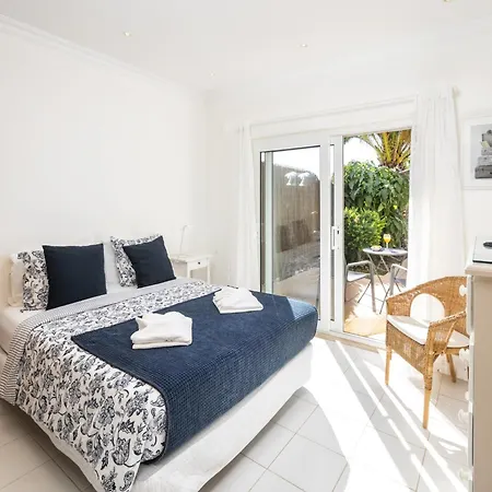 Townhouse At Vale De Milho Golf, Cleaning Included Holiday home *